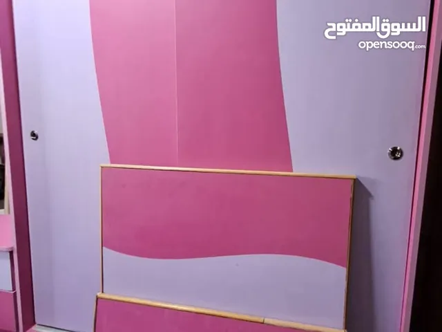 غرفة نوم أطفال تخت وخزانه كومدينه تواليت خشب لاتية