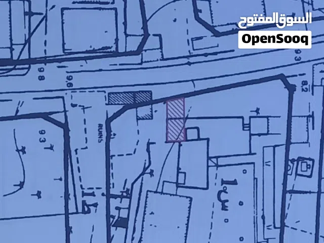 السلام عليكم  ارض للبيع بمنطقة بين عرادة و الجديدة قريبة من مسجد قرقابة الزيتون  ومن السريع وطريق عر