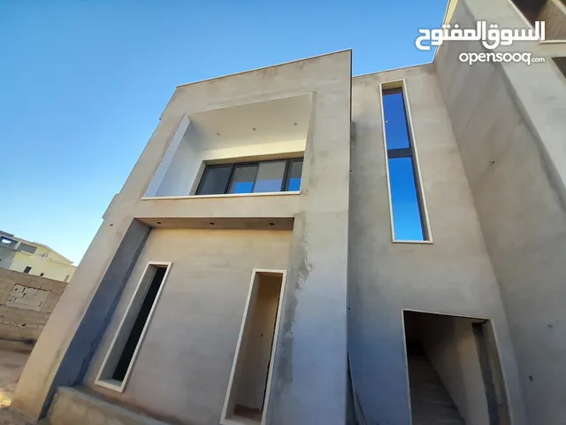 1000 m2 More than 6 bedrooms Villa for Sale in Benghazi Venice