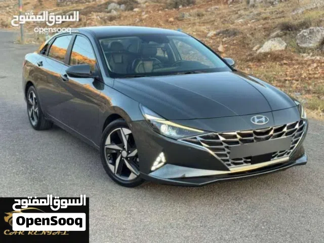 2022 هيونداي النترا Limited