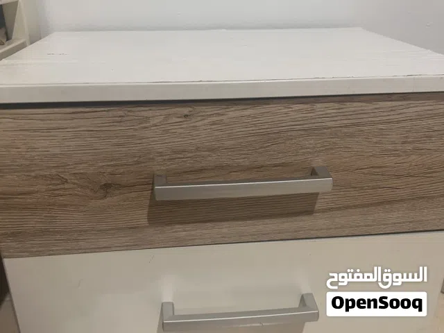 كومودينو / وحدة أدراج بحالة جيدة جداً - قطعتين تخزين