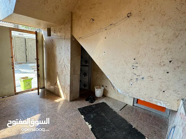 130 m2 2 Bedrooms Townhouse for Rent in Basra Al- Muqaweleen St.