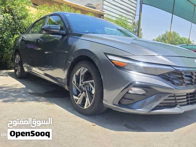 2024 Hyundai Elantra GLS