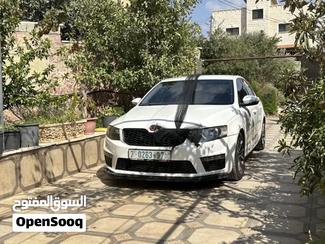 2014 سكودا اوكتافيا Standard