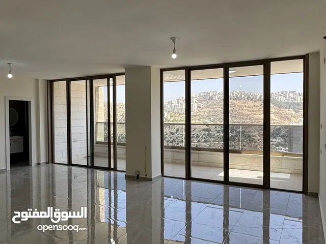 200 m2 3 Bedrooms Apartments for Sale in Ramallah and Al-Bireh Al Tira