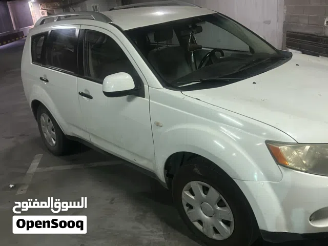 2008 ميتسوبيشي اوتلاندر GLX