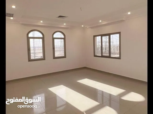 100 m2 3 Bedrooms Apartments for Rent in Mubarak Al-Kabeer Al-Qusour