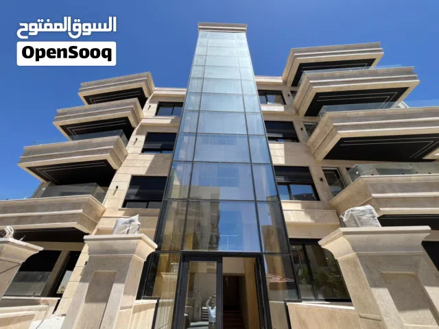 شقة تشطيب  اوروبي 4 غرف نوم مع مكيف مركزي و فايربليس و تدفئة في النخيل