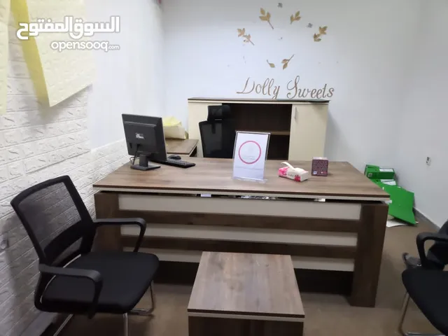 محل مكتبي الايجار في حي البطاطا قرب سيمافرو قصور الضيافة حي دمشق