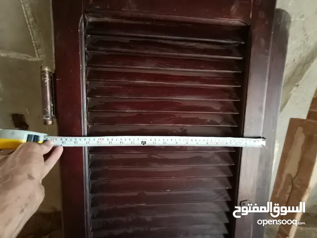 باب مروحه مستعمل +مفصلات نحاس جديده للبيع