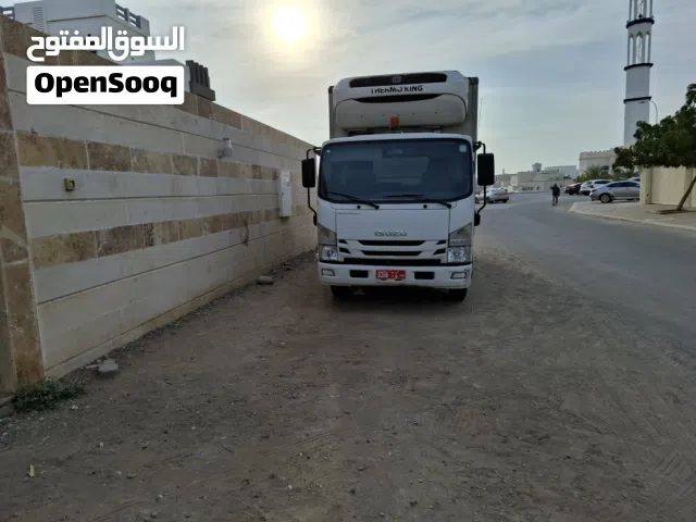شاحنة براد للايجار اليومي او السنوي truck for rent