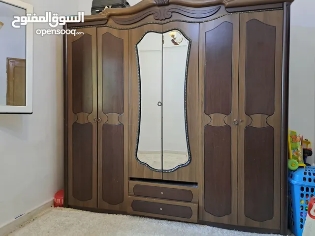 دولاب مهني للبيع