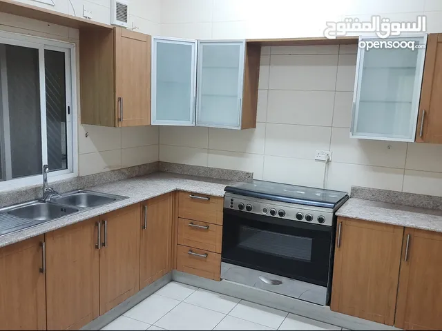 3 BR flat in tubli bay with EWA BD300