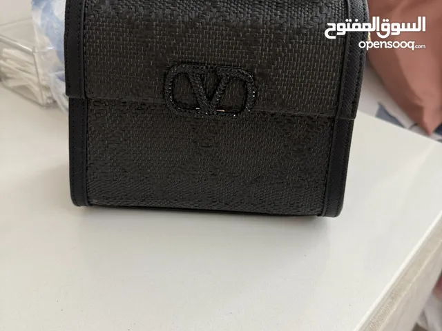Hand Bags Black for sale in Ras Al Khaimah