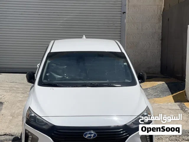 2019 هيونداي ايونيك Standard