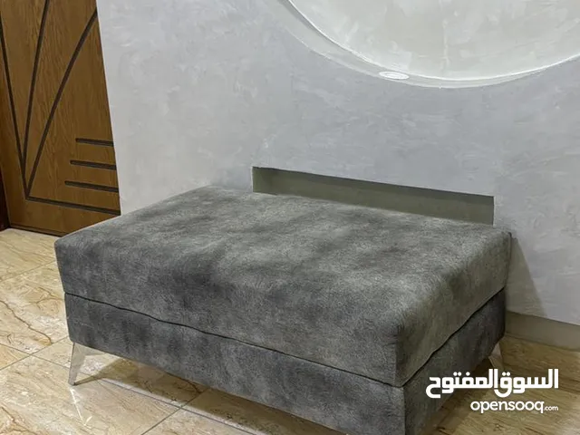 كورنر حرف L بحالة ممتازة