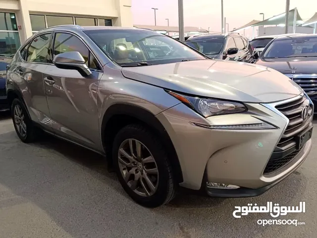 للبيع لكزس خليجي NX200t بحالة الوكالة قمة النظافة