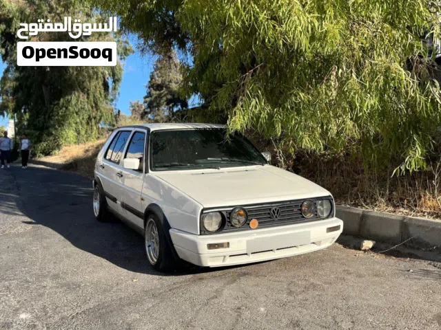 1988 فولكسفاغن جولف MK Standard