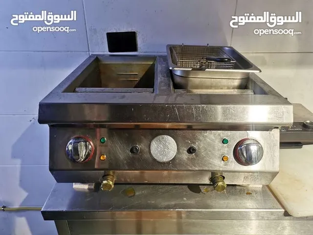 معدات مطعم للبيع