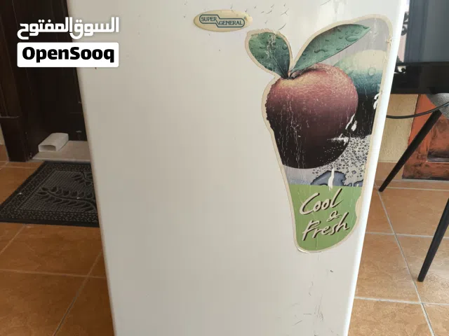 ثلاجه وسط و تلفاز بنسونج بوصه بين 40 و 45