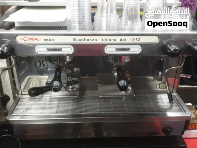 ماكينة اسبريسو احترافية للبيع – نظيفة وجاهزة للشغل للبيع