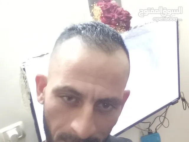 خليل..................