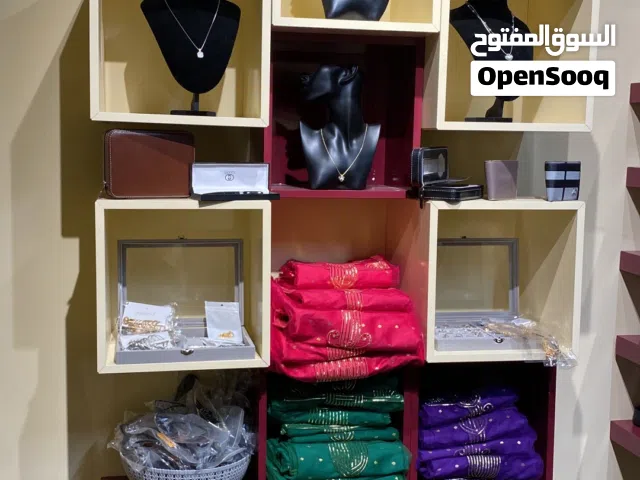 محل للبيع او الإخلاء