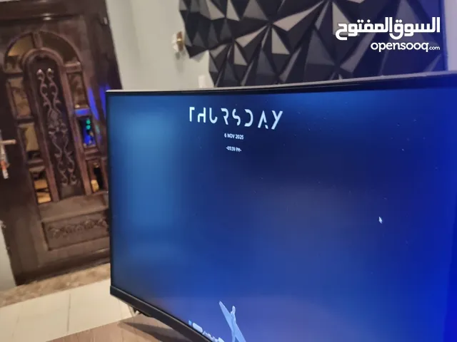 32" Samsung monitors for sale  in Fujairah