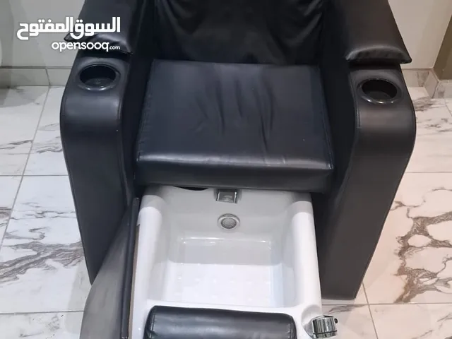 4 كراسي بدكير منكير ( مستعمل ) للبيع أسرع متصل