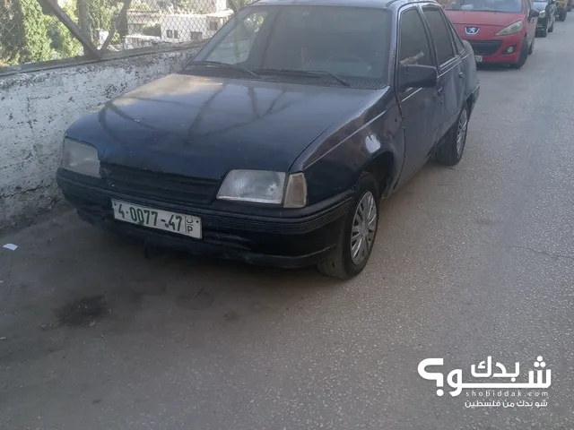 Opel Kadett 1987 in Nablus