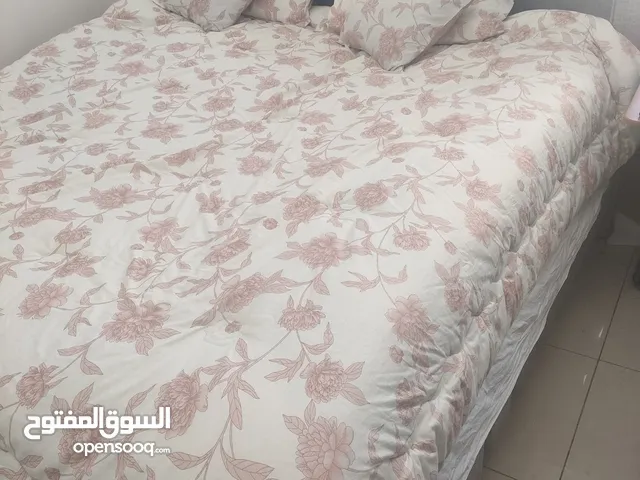 bed king size 2×2 with mattress