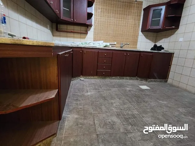 178 m2 3 Bedrooms Apartments for Sale in Aqaba Al Sakaneyeh 9
