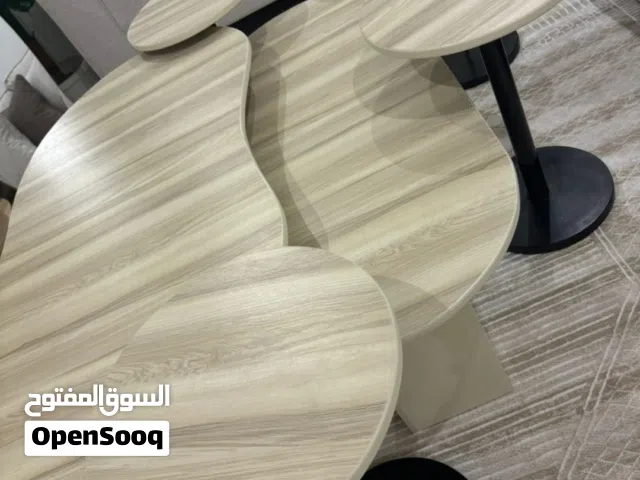 طقم طاولات بحالة الجديد