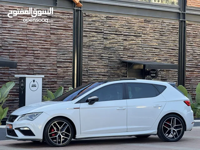 سعر مغري جداً ! عداد قليل و إضافات كاملة و بسعر آلعرض SEAT LEON FR 2021-