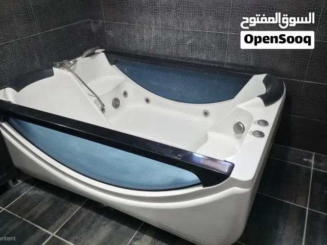 جاكوزي ب100دينار  موتور استعمال بسيط بطارية جديده 50  خزائن مطبخ    للبيع  700 دينار شفاط مطبخ كبير