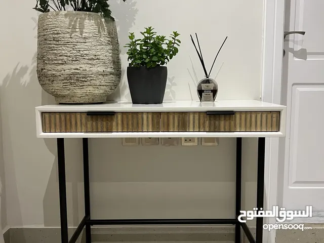 طاولة وست الم west elm