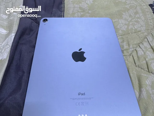 Apple iPad Air 4 64 GB in Al Batinah