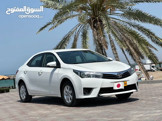 Toyota Corolla 2015 Oman car 2.0 full insurance 155000 km only