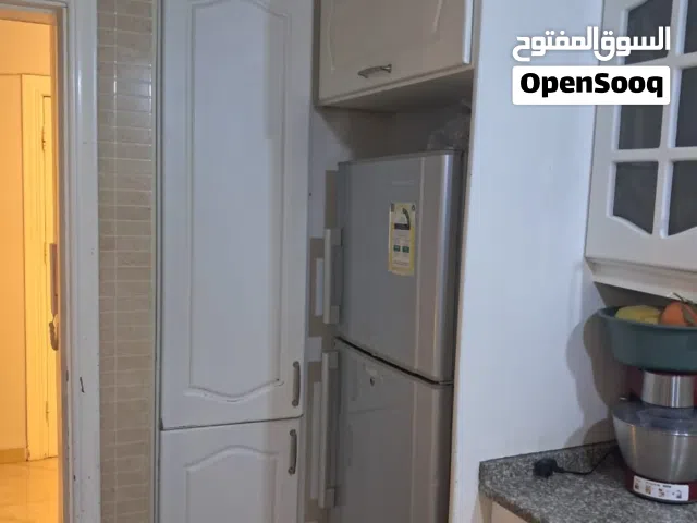 ثلاجة 14قدم بحالة جيده
