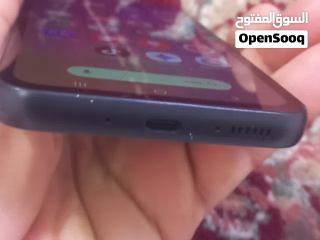 نقال نضيف شغال شريحتين بس رجاءا رجاءا أقرأ التفاصيل