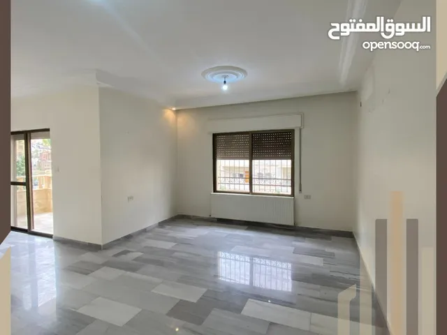 شقة طابق ثاني للبيع في طبربور خلف طارق مول مساحة 202م 