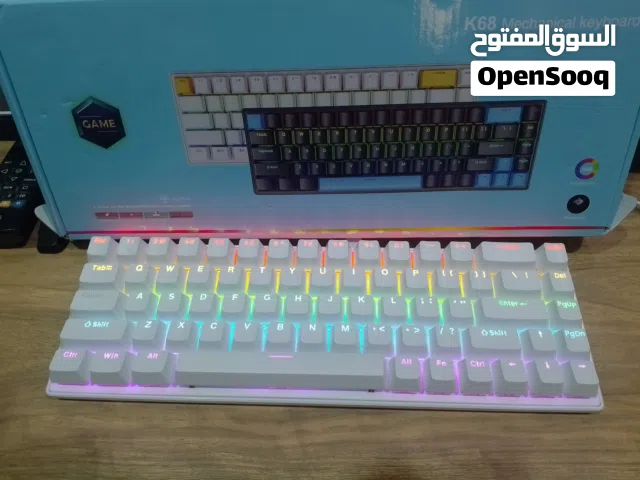 سلام عليكم كيبورد للبيع حجم 65 ريد اسوج ما مستخدم  استخدامه اقل الاسبوع  السعر[ 25 الف]