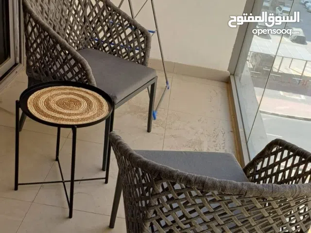 2 chair small table sale