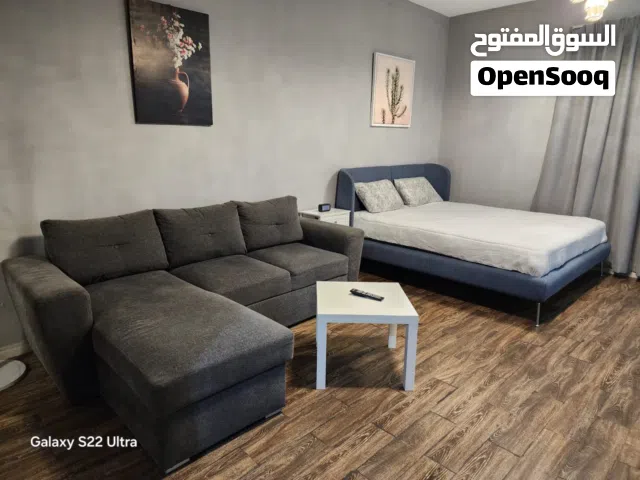استوديوهات فندقية مفروشة على كورنيش عجمان