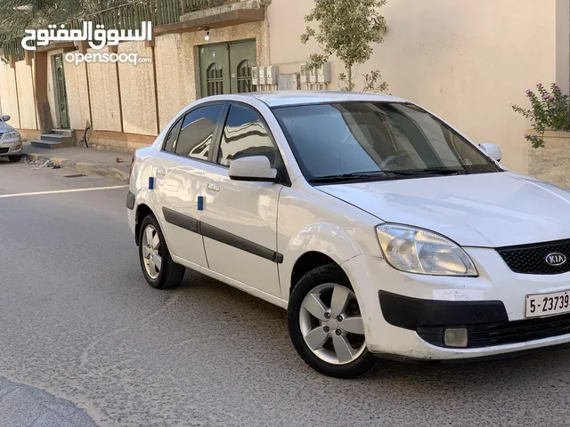 Used Kia Pride in Tripoli