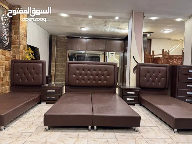 غرفة نوم شبابيه ((3 أسره )) فخمه جداً من ضمنهم سرير (( مفرد و نص