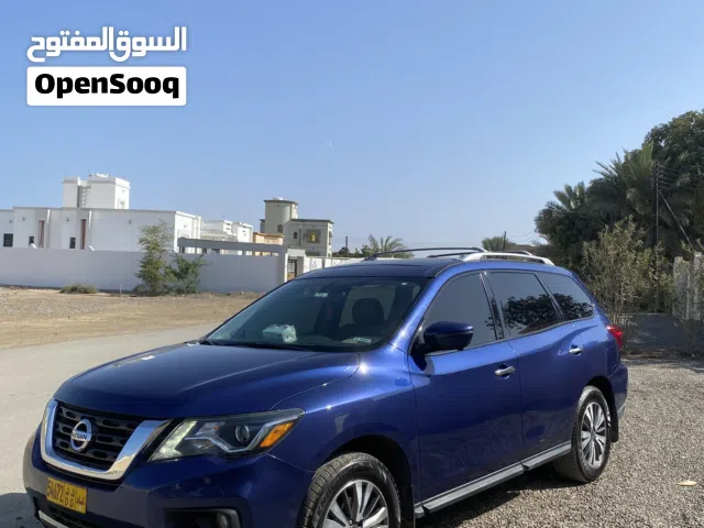 Used Nissan Pathfinder in Al Batinah