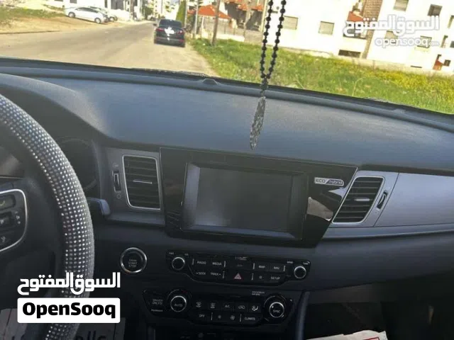 2018 كيا نيرو EX