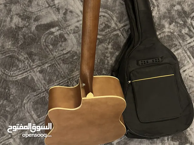 جيتار Acoustic للبيع