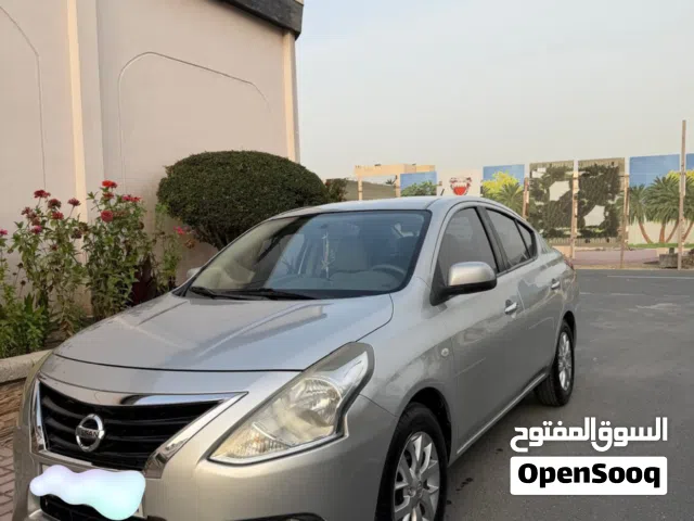 2019 نيسان صني Standard